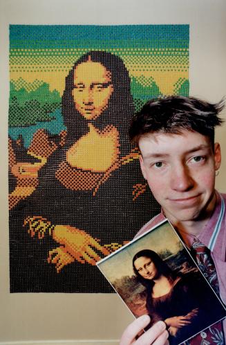 Only Mona knows . . . What happened to the red Smartles, that is. Scott McCrindle, 20, the creator of this modern mona made of 16,000 Smartles, spent (...)