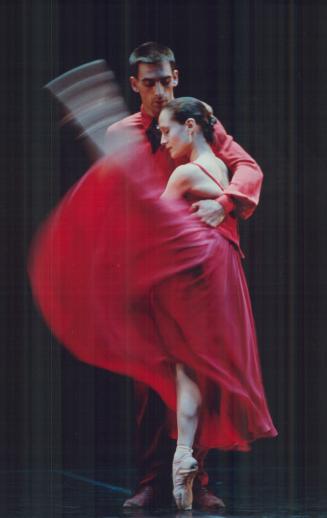 James Kudelka's Desir and Sylvain Labelle's costumes combine for romantic pass de deux