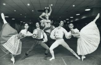 Dancing - Ballet - National Ballet - 1974 - 1975