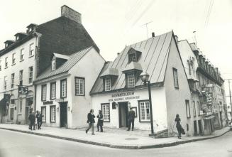 At 34 rue St. Louis, in a cottage more than 300 years old, is one of the authors' favorite Quebec restaurants, Aux Anciens Canadiens. A fixed-price di(...)