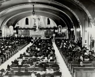 Mass engagement ceremony at St