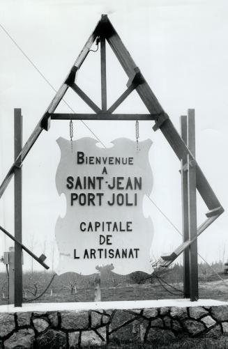 Sign welcomes visitors to Saint-Jean-Port-Joli