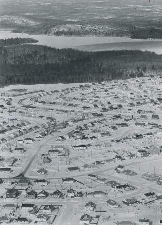 Elliot Lake, a town of 8,000 mid-way between Sudbury and Sault Ste