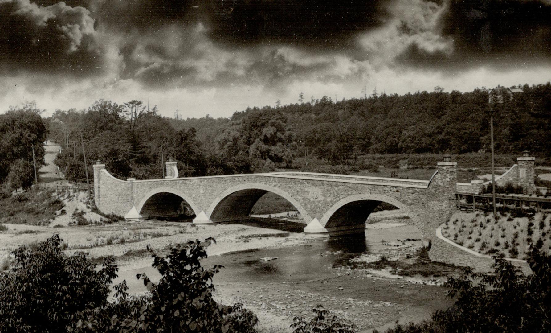 Bridge over Humber River, Toronto