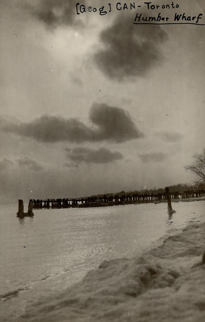 Old Wharf Humber