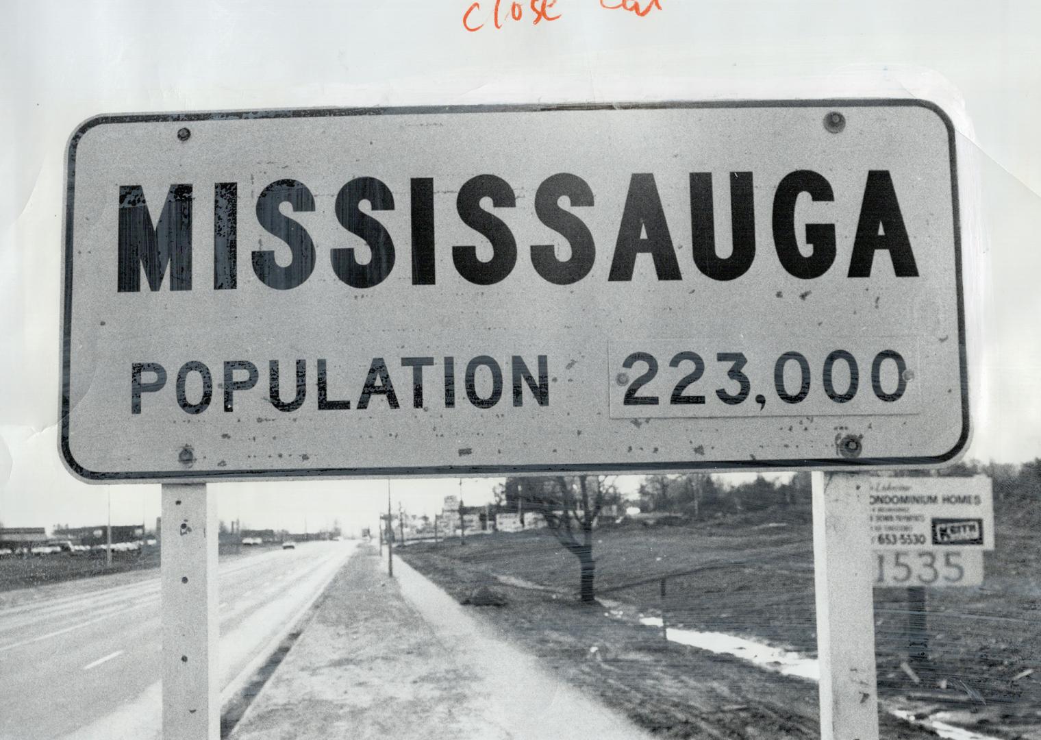 Mississauga Population 223,000