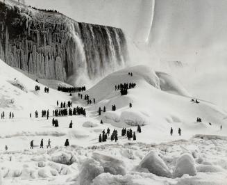 Now forbidden territory for sightseers, this photograph of the ice mountains at Niagara Falls was taken about 1875 by George Barker, a well-known phot(...)