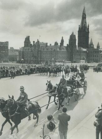 Governor - General and Mrs. Vanier arrived on Parliament Hill in open landau. Major-General Vanier then walked to Senate chamber to deliver the Throne Speech