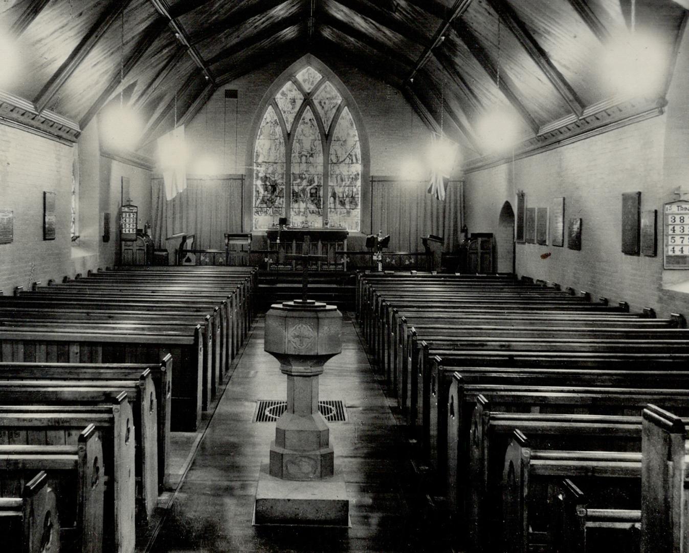 Interior of St. Batholomew's church, Ottawa, where the Hon. George St. Lawrence Neuflize ponsonby, infant sonof the governor-general and Lady Bessboro(...)