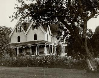 Old WD Matthews home now house of Arnold Matthews