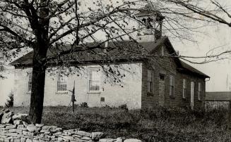 The stone schoolhouse at Rockton, Ont