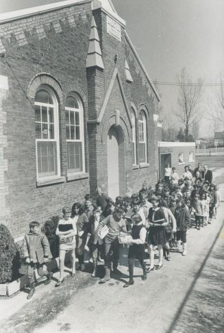 School marks its 100th birthday: School marks its 100th birthday: L'Amoreaux Public School
