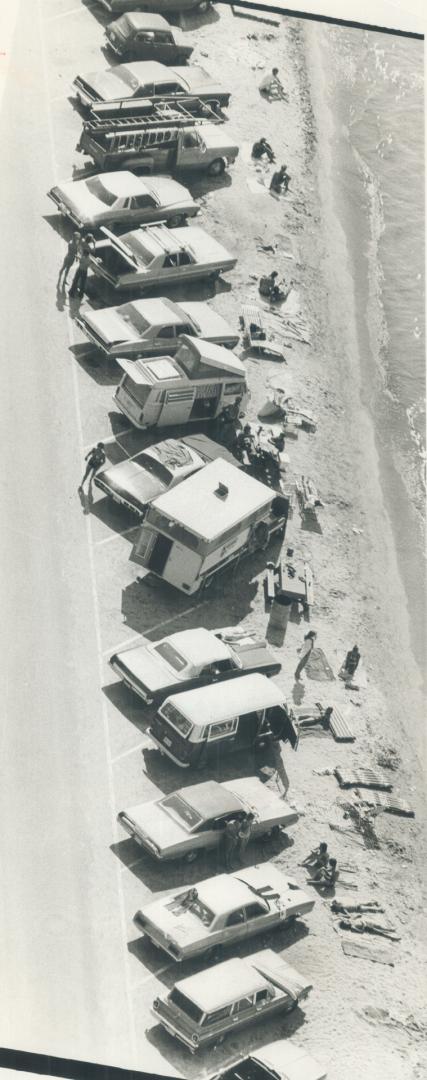 Cars Line Wasaga Beach during the hot days of the summer months