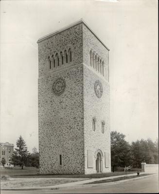 Norfolk War Memorial. Beautiful Carillon Tower which stands in town of Simcoe, Ontario. Norfolk, in area and population one of the smallest counties o(...)