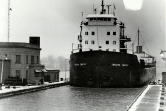Canada - Ontario - Welland Canal - Locks and Ships - 1989 (1 of 2 files)