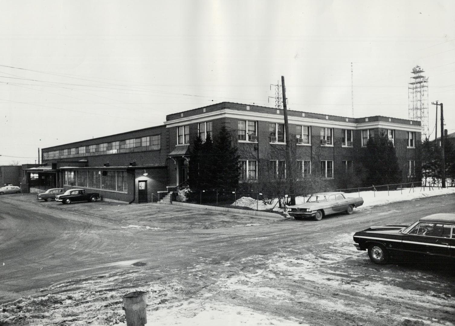 General Steel Wares plant on Miranda Ave