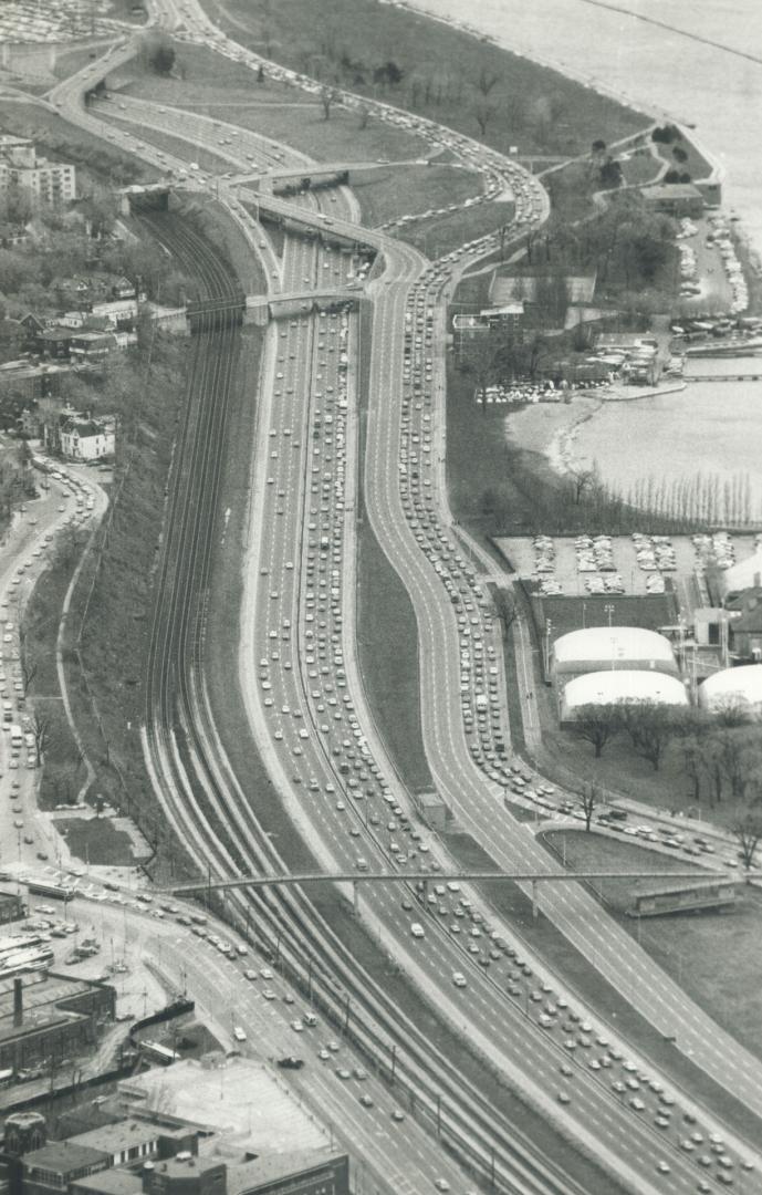Aerial: Traffic into Exhibition Stadium at 1:30 pm, Looking East along Lakeshore and Gardiner Expressway