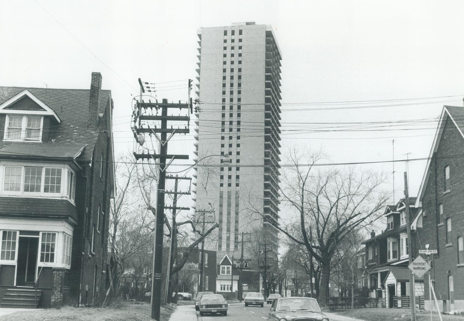 Canada - Ontario - Toronto - Apartments 1973