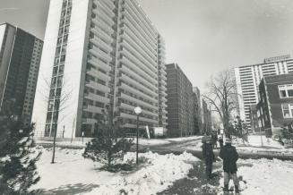 Canada - Ontario - Toronto - Apartments - St James Town
