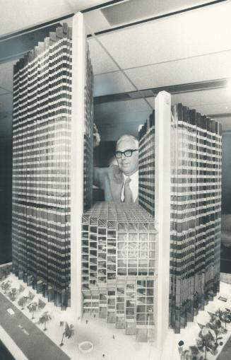 The Royal comes to Bay St., The model shows how the southwest corner of Bay St. and Wellington St. will look when the $100 million Ontario head office(...)