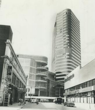Eaton Centre: In a letter to Whiteson, the architect acknowledged praises and criticisms of the centre and suggested they get together to discuss the issues raised