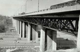 Canada - Ontario - Toronto - Bridges - Leaside