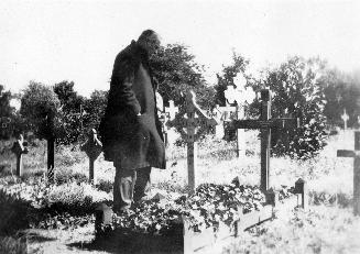 Arthur Conan Doyle in France at the gravesite of his brother Innes, March 1921