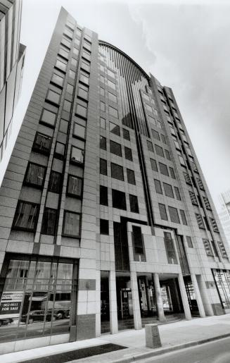 170 University Ave