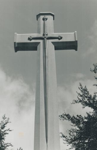Cross of Sacrifice, Veterans Section, Prospect Cemetery, St. Clair Avenue West, north side, between Harvie Avenue and McRoberts Avenue, Toronto, Ontario.