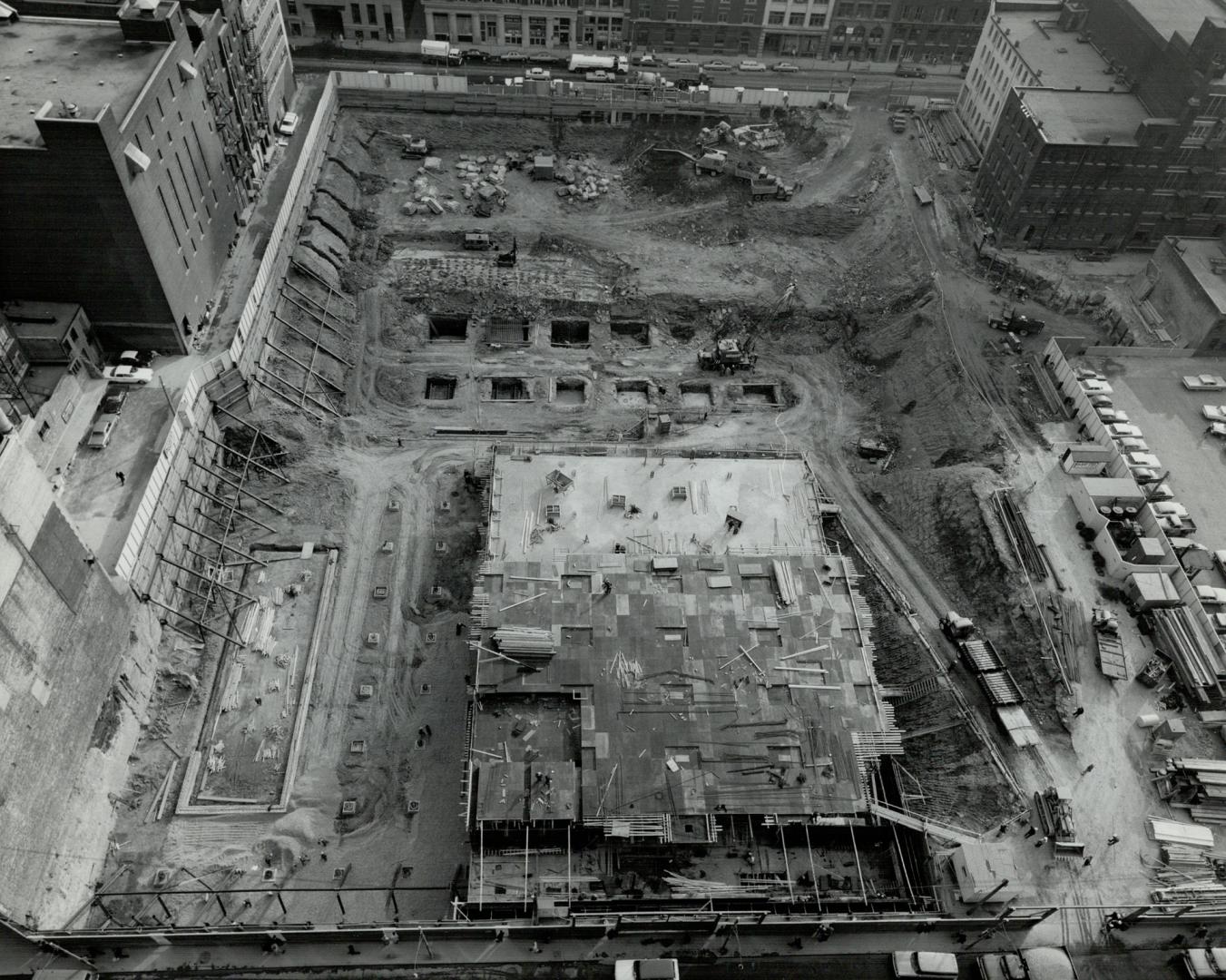 Canada - Ontario - Toronto - Buildings - Toronto Dominion Centre - Construction and Progress Pix - 2 files
