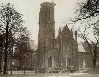 Old St. James' Square Church to close doors. Following a meeting of the congregation of St. James' United church, it was decided to close the doors of(...)
