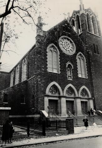 St. Francis Roman Catholic Church