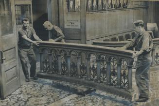 'Holy Rail' gets the gate, Off to a city hall attic goes a 17-foot section of council chamber's holy rail, centre of a month-long squabble between Mayor Givens and Controller Lamport