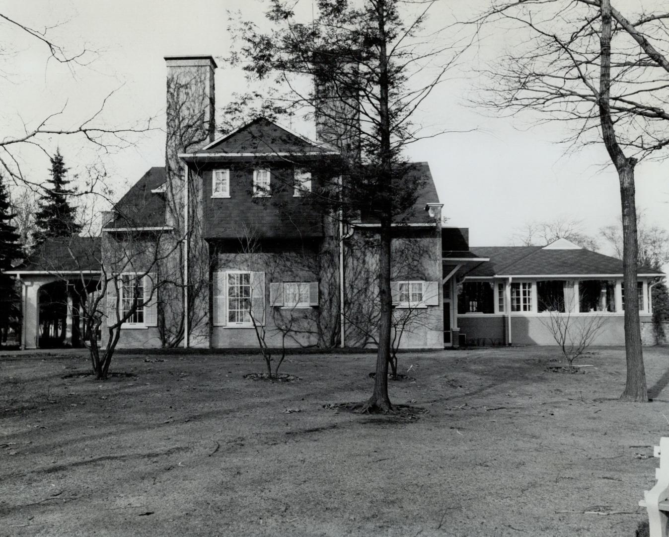 Toronto Hunt Club from West