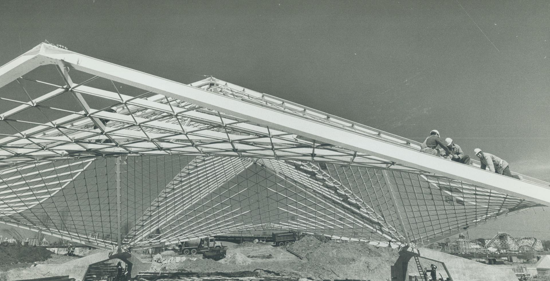 Canada - Ontario - Toronto - Exhibitions - Ontario Place - Construction