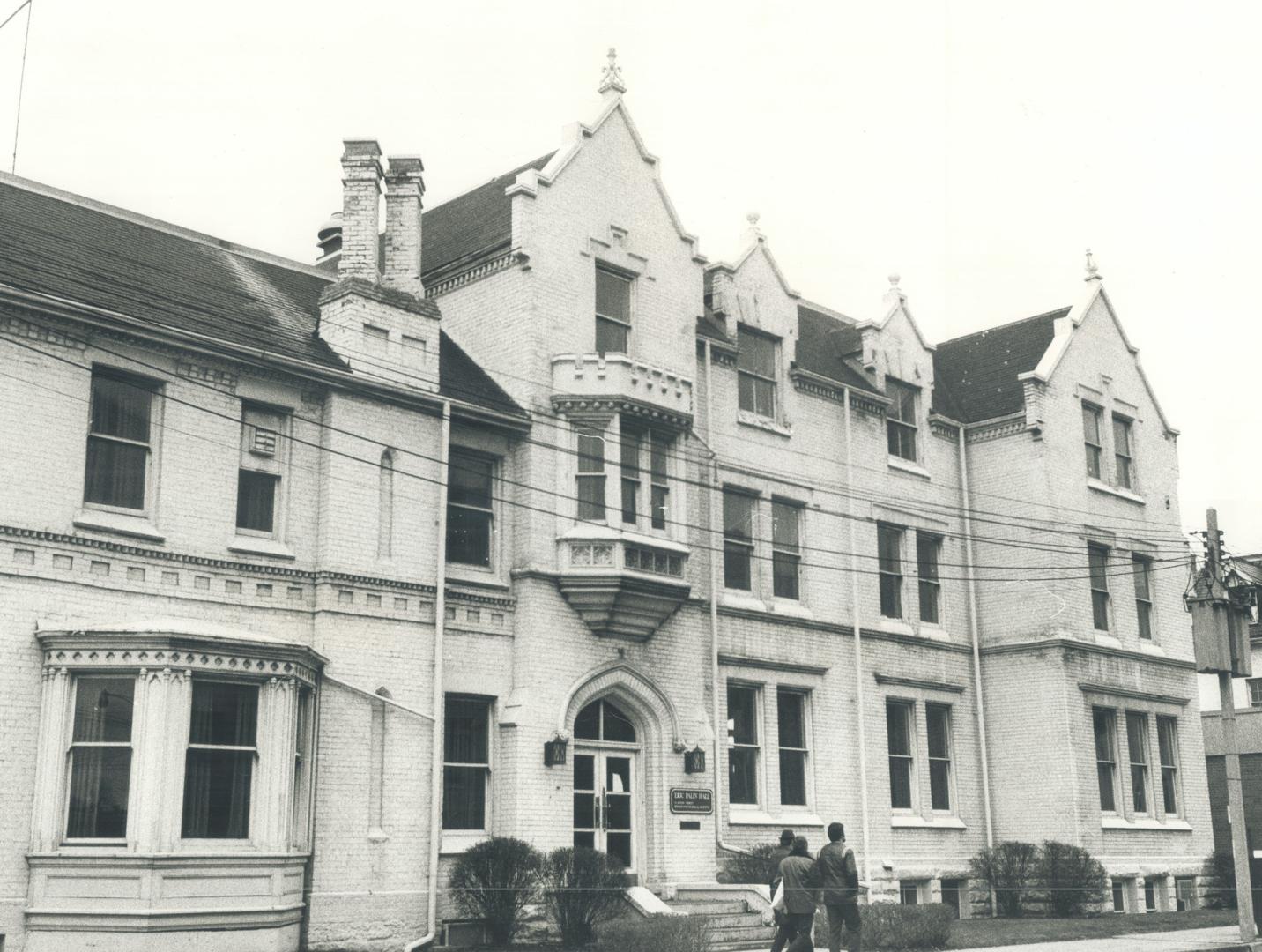 Eric Palin hall on Church St. houses a Ryerson Polytechnical Institute cafeteria but was once the home of architect William Thomas, designer of St. La(...)