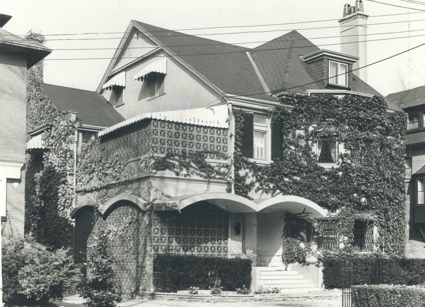 In this house at 78 Cresent Rd
