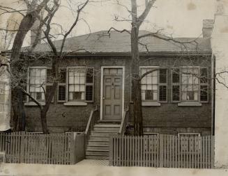 Fisher home on yonge st. to be razed. An outstanding historic landmark, the cottage and warehouse on the south-east corner of Yonge and Wellesly stree(...)