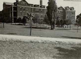 Riverdale Isolation Hospital extension, Broadview Avenue, west side, north of Gerrard Street East, Toronto, Ont