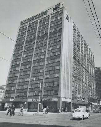 Lord Simcoe Hotel opening was partly to blame for scrapping Lord Carlton construction in '50s