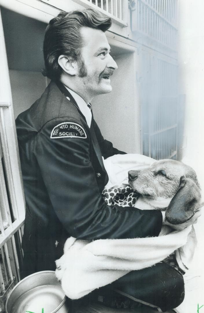 Despite his cheery smile, it was a rotten afternoon for animal control  officer Gord Haley yesterday – All Items – Digital Archive : Toronto Public  Library