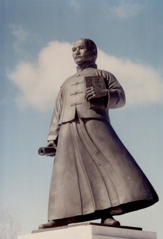 Politics over art: The statue of Sun Yatsen in Riverdale Park