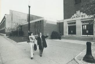 Bloor Collegiate Institute, Bloor Street West, south side, between Dufferin Street and Brock Avenue, Toronto, Ontario