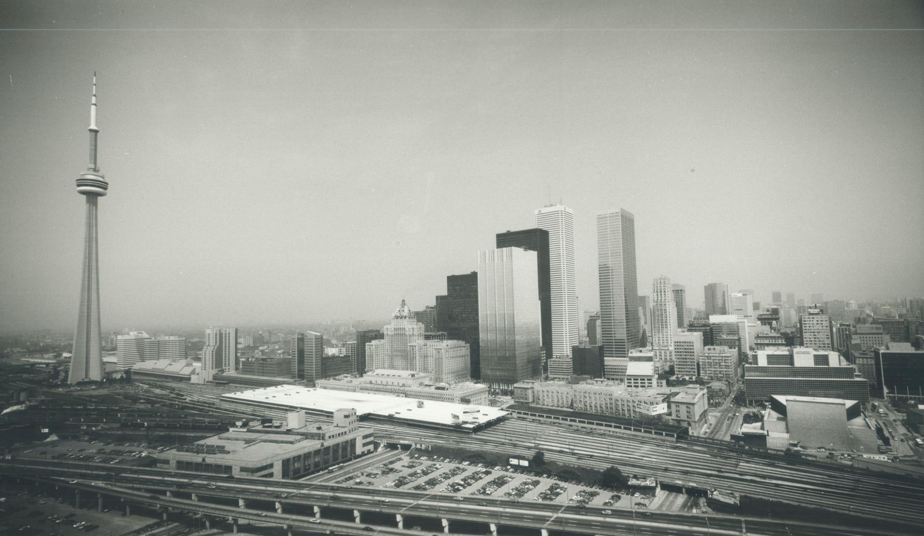 Image shows Harbour buildings and CN Tower on the left.