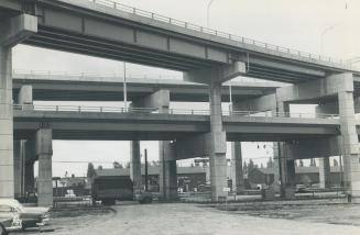 Canada - Ontario - Toronto - Streets and Expressways - Gardiner Expressway - 1964-73