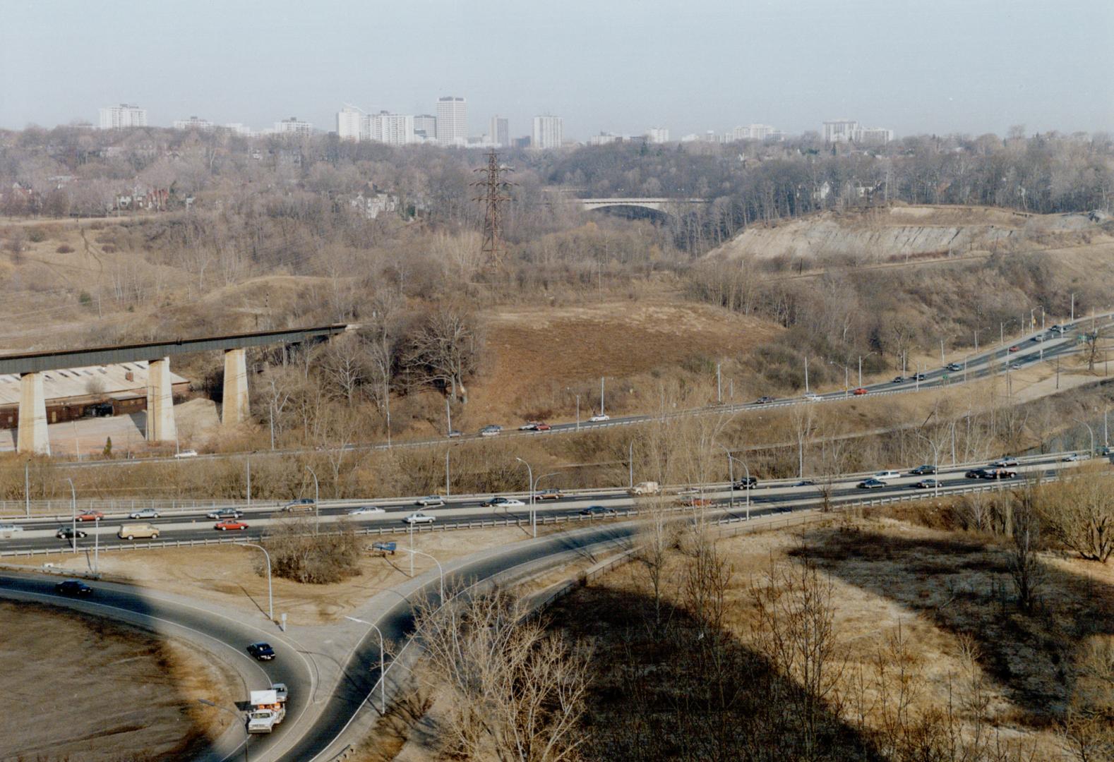 Canada - Ontario - Toronto - Streets and Expressways - Don Valley Parkway - 1986 - 1993