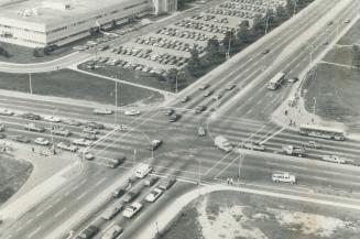Pic of Don Mills - Eglinton junction which has the highest number of accidents of any road junction in Metro