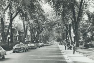 Canada - Ontario - Toronto - Streets and Intersections - Palmerston Ave