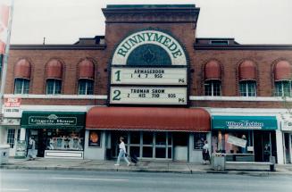 Canada - Ontario - Toronto - Theatres - R