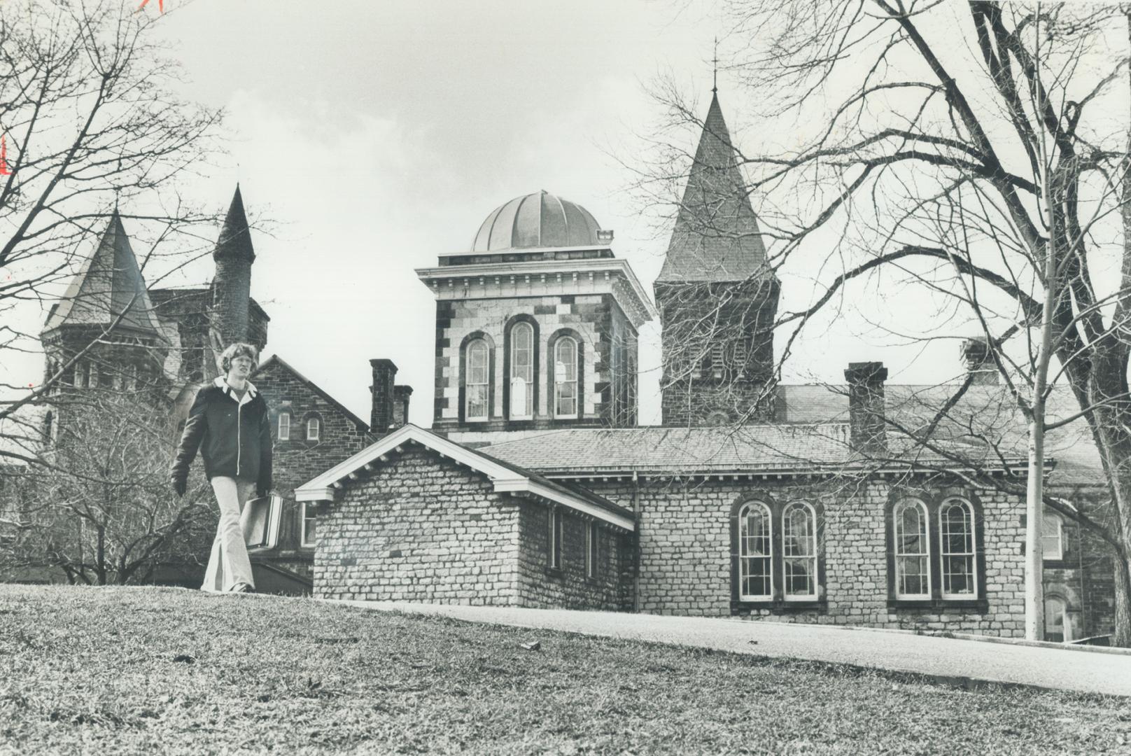 Square Tower topped with an orange dome on a hill just south of Hart House on the University of Toronto campus, recalls an early astronomer and geogra(...)